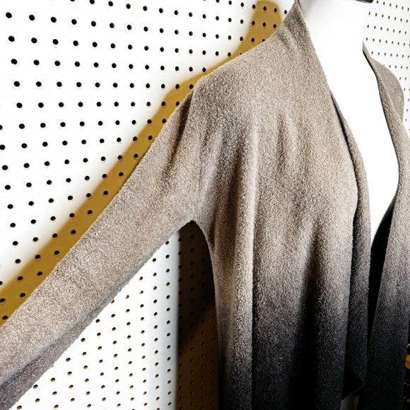 Barefoot Dreams | "Island Wrap" Bamboo Chic Lite Knit Ombre Cardigan Sz. S/M - Picture 5 of 8